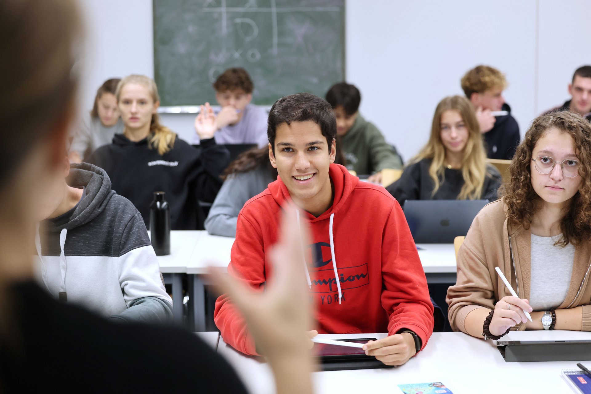 Studenten und Studentinnen in einer Vorlesung